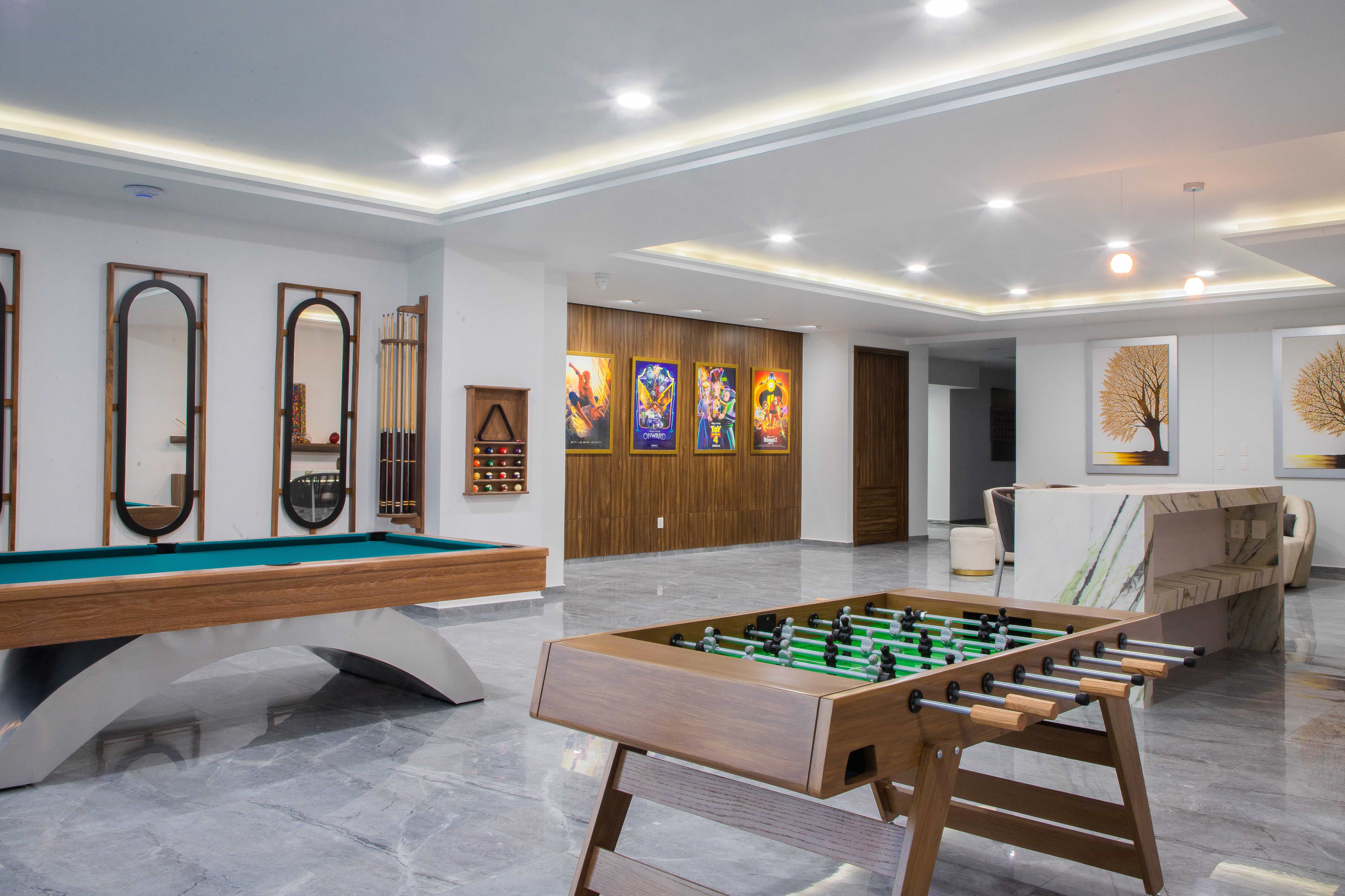 Teens Bar